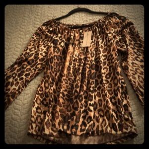 Leopard print top🌺